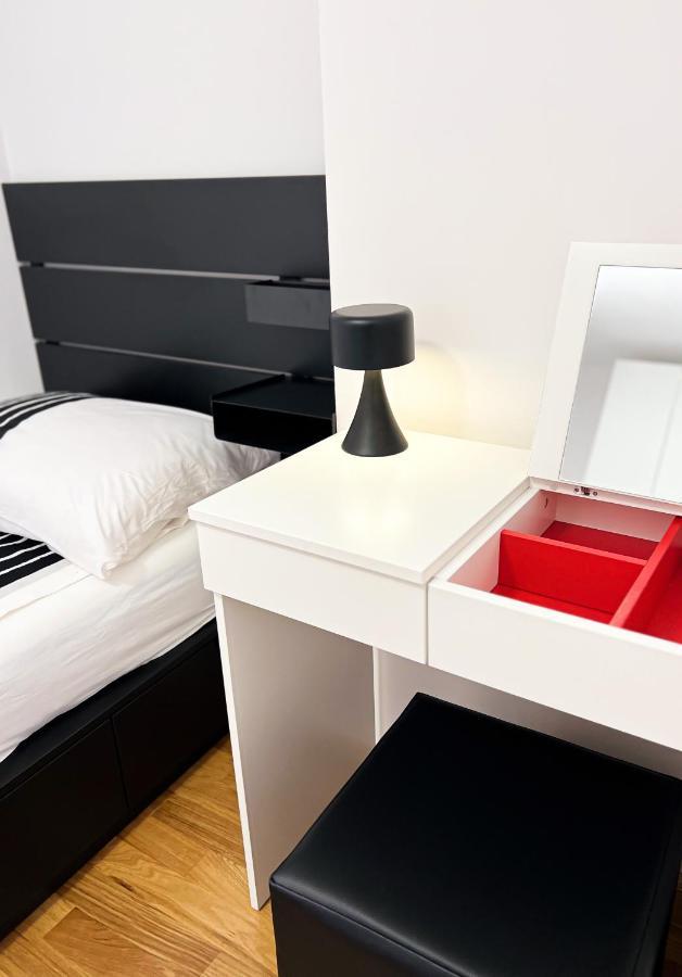 Holiday Star Apartment 特罗吉尔 外观 照片
