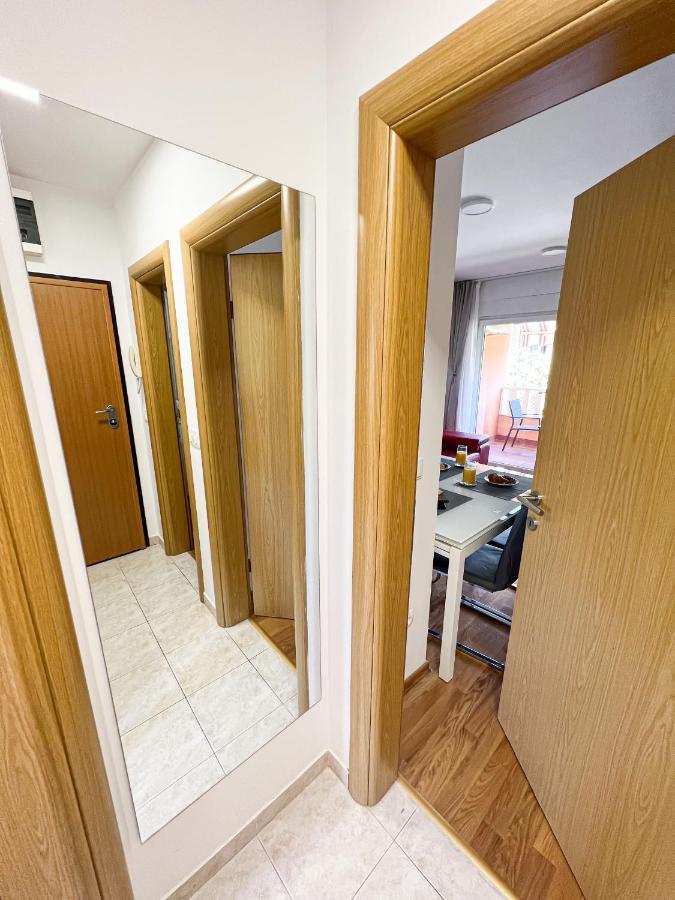 Holiday Star Apartment 特罗吉尔 外观 照片