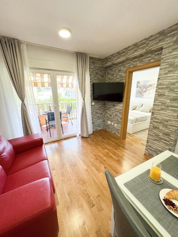 Holiday Star Apartment 特罗吉尔 外观 照片